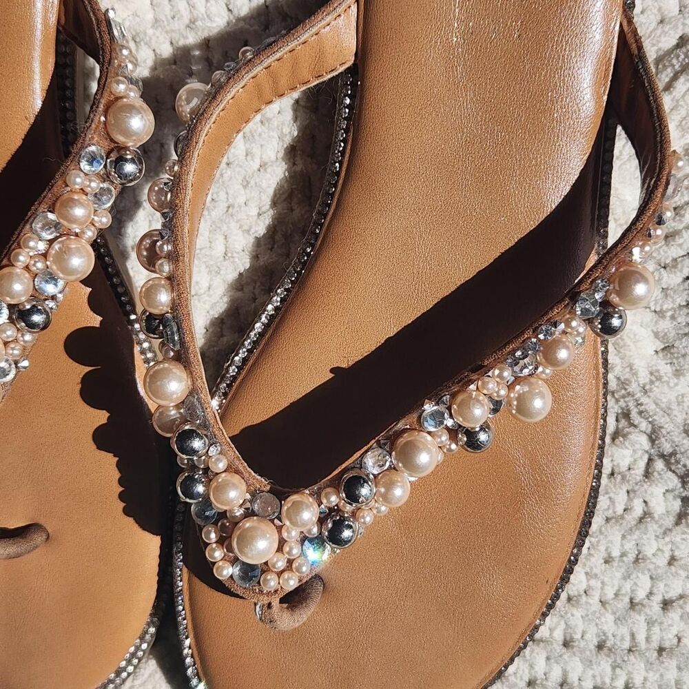 Rouge Tan and rose pink/ tan pearl embellished flip flops size 7.5 - Picture 1 of 3